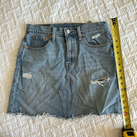 Levi’s Denim mini skirt - Picture 3 of 4
